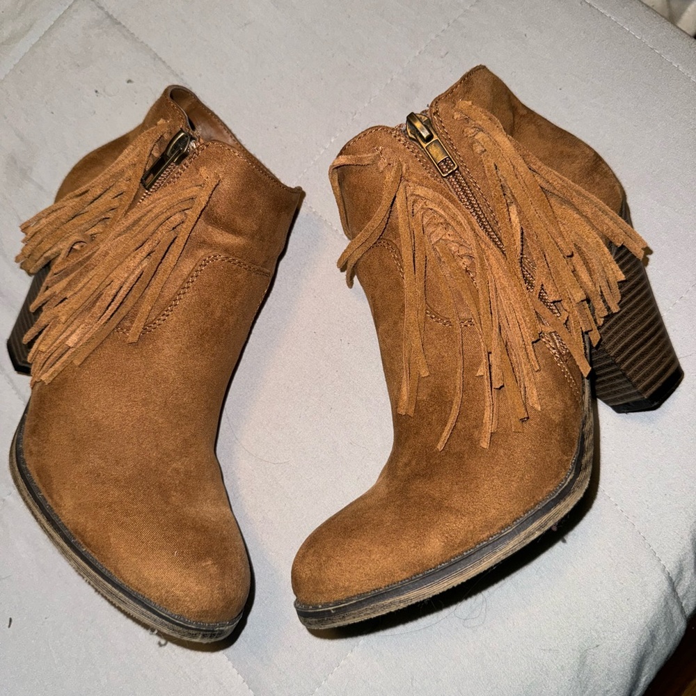 MIA booties - Picture 2 of 5